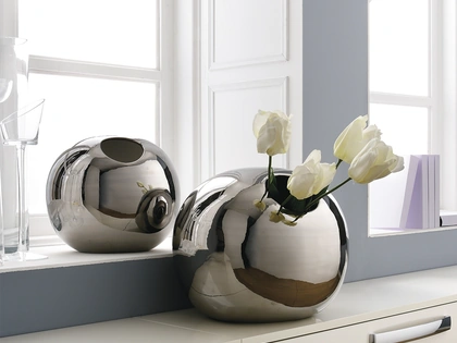 Vaso Ball in ceramica di Adriani e Rossi