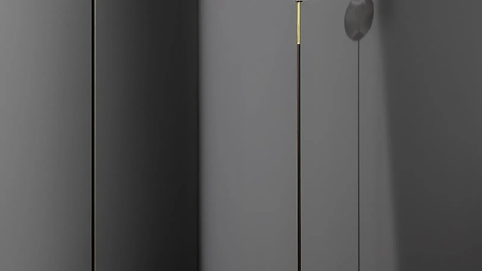 Lampada da terra Pepita in vetro e metallo di Bonaldo