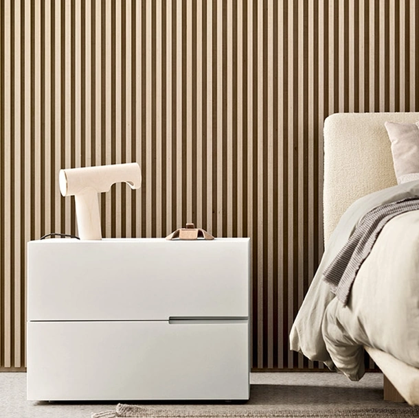 Comodino Segno in laccato opaco di Pianca