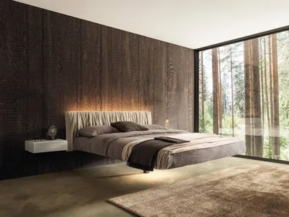 Letto sospeso Fluttua 1631 con testiera in pelle plissettata di Lago