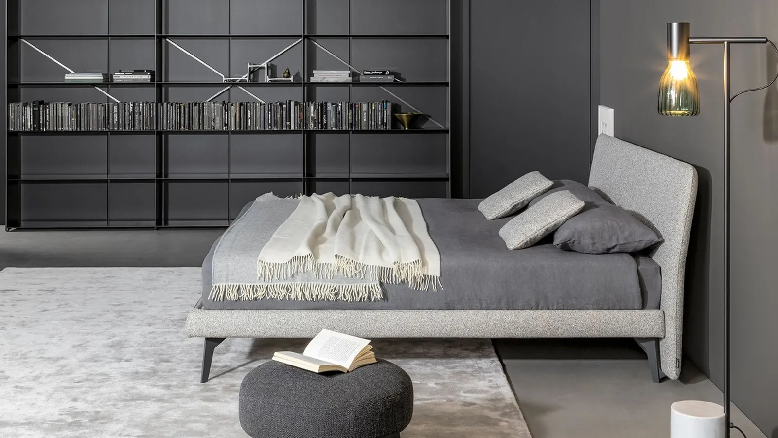 Letto in tessuto imbottito Tonight di Bonaldo