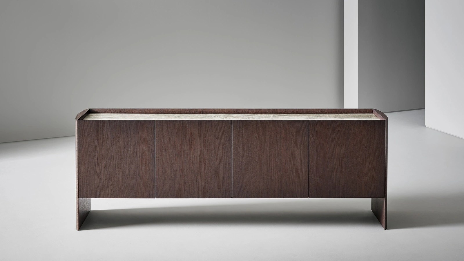 Madia Alicanto in legno e top in ceramica con 4 ante di Bonaldo