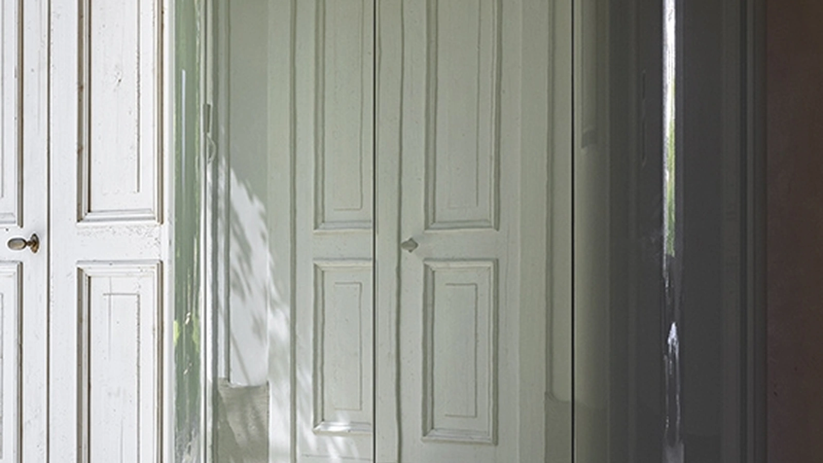 Madia Alta Dedalo in laccato lucido di Pianca