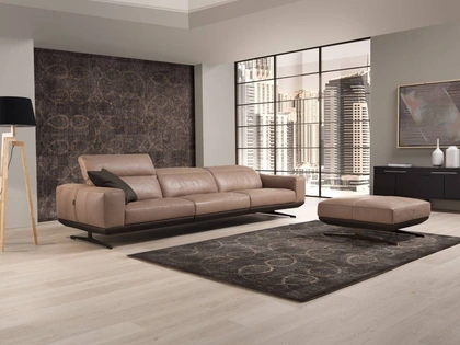 Divano lineare in pelle Gloria di Egoitaliano