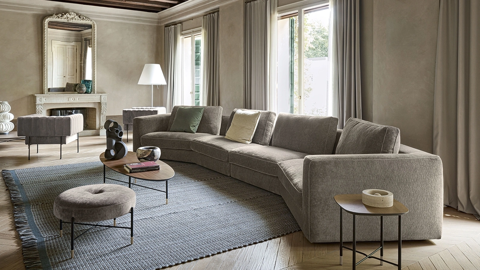 Divano in tessuto imbottito Nice di Pianca