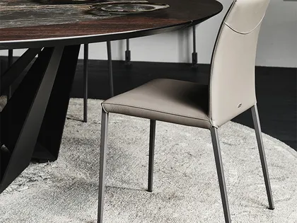 Sedia in pelle con struttura leggera in alluminio Norma ML di Cattelan Italia