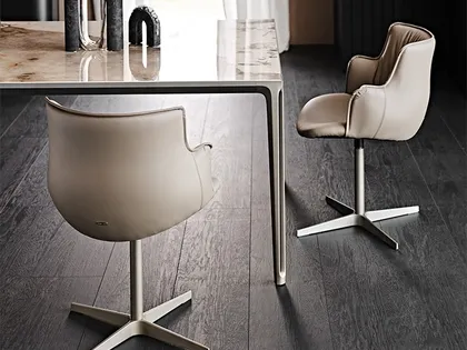 Sedia girevole in pelle Rihanna X di Cattelan Italia