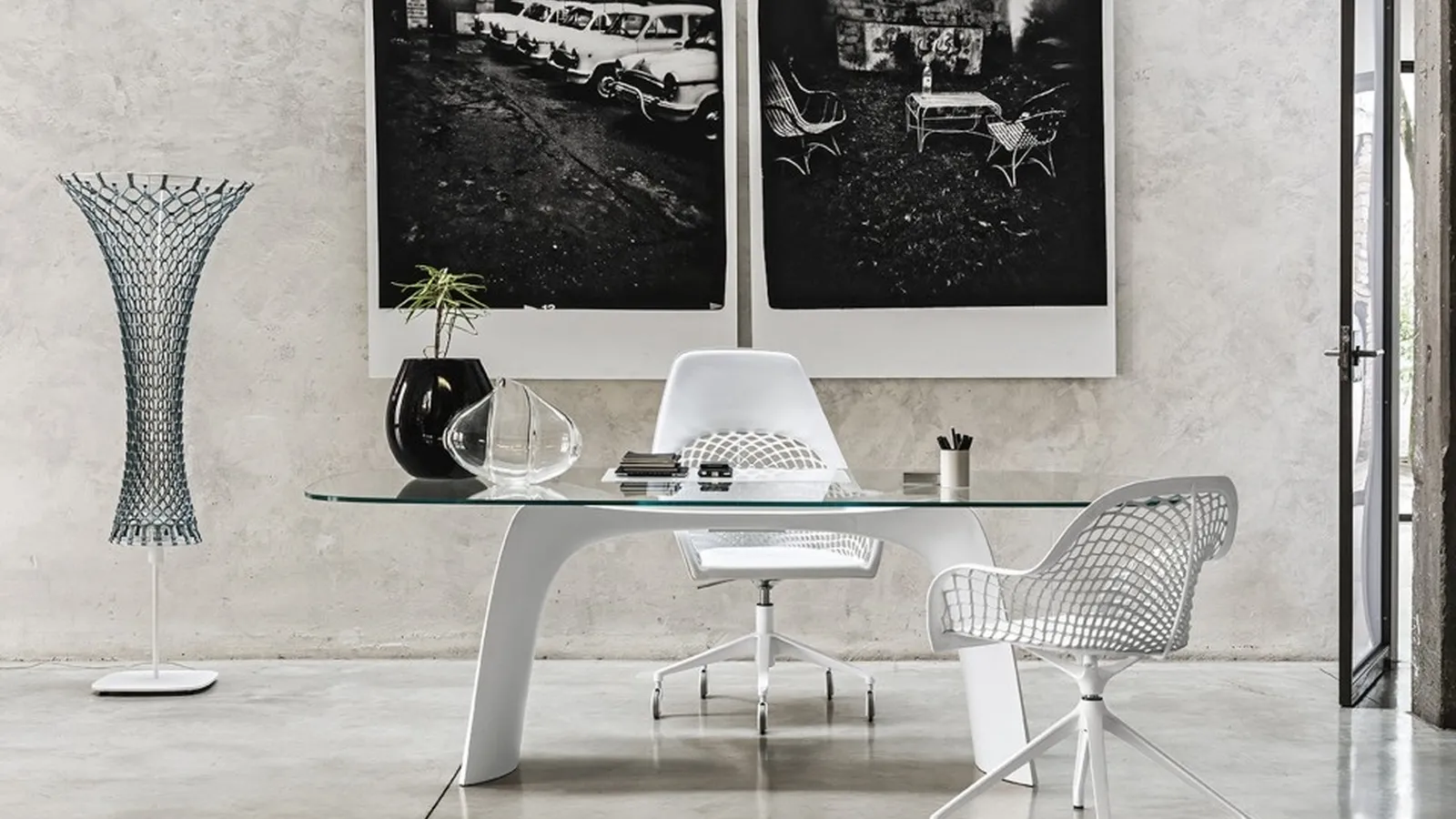 Tavolo di design con top in vetro e base in plastica Baydur di Midj