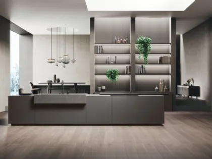 Cucina Design con isola Vogue Legno in laccato opaco, gres e rovere di Binova