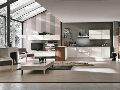 Cucina su misura con penisola in legno laccato Melograno composizione 02 di Le Fablier