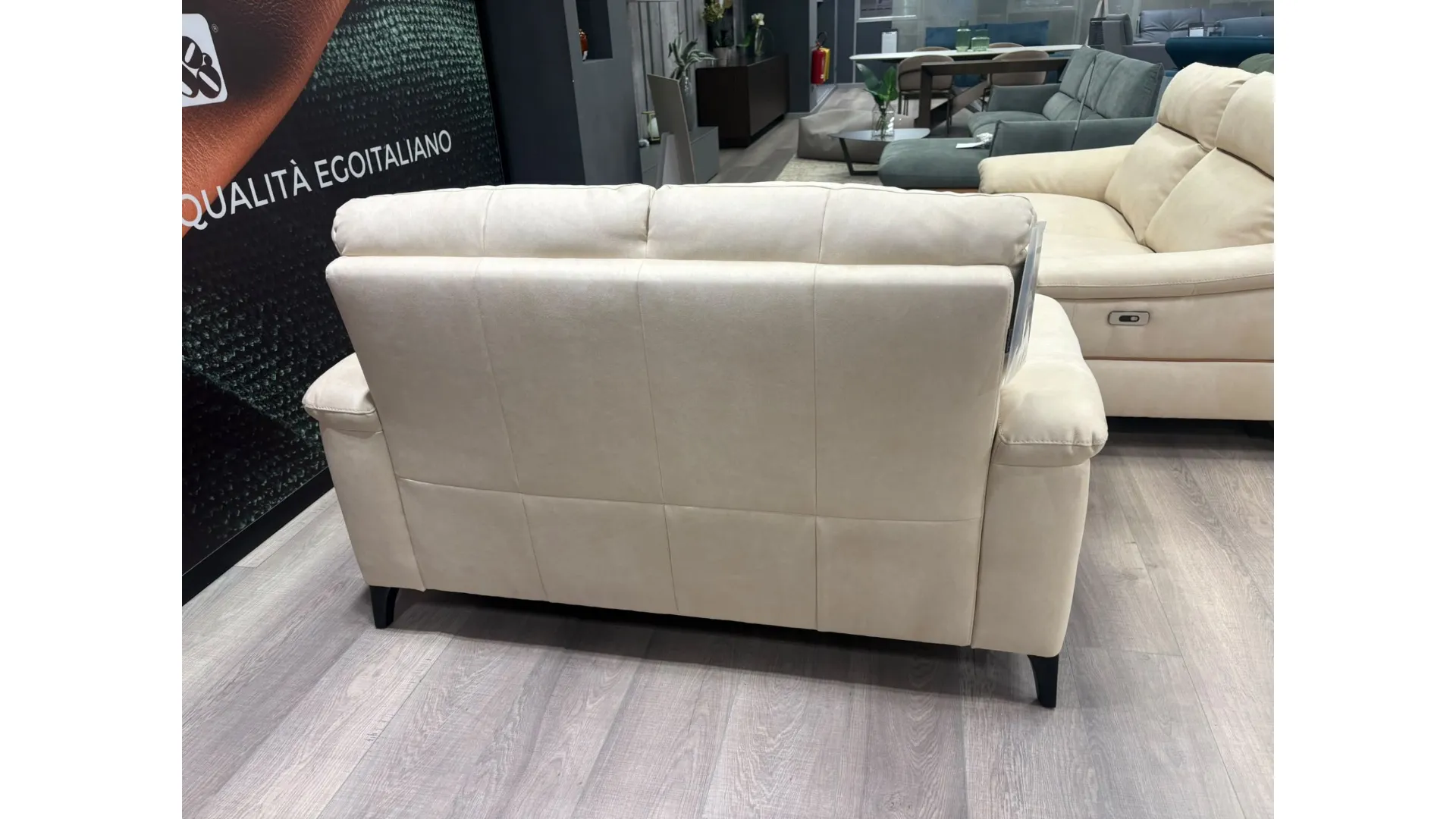 Divano Oliver 2P