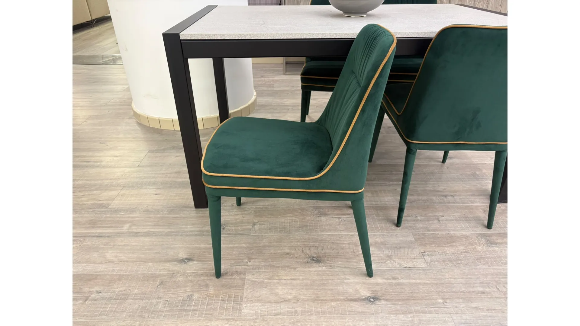 Sedia Dallas