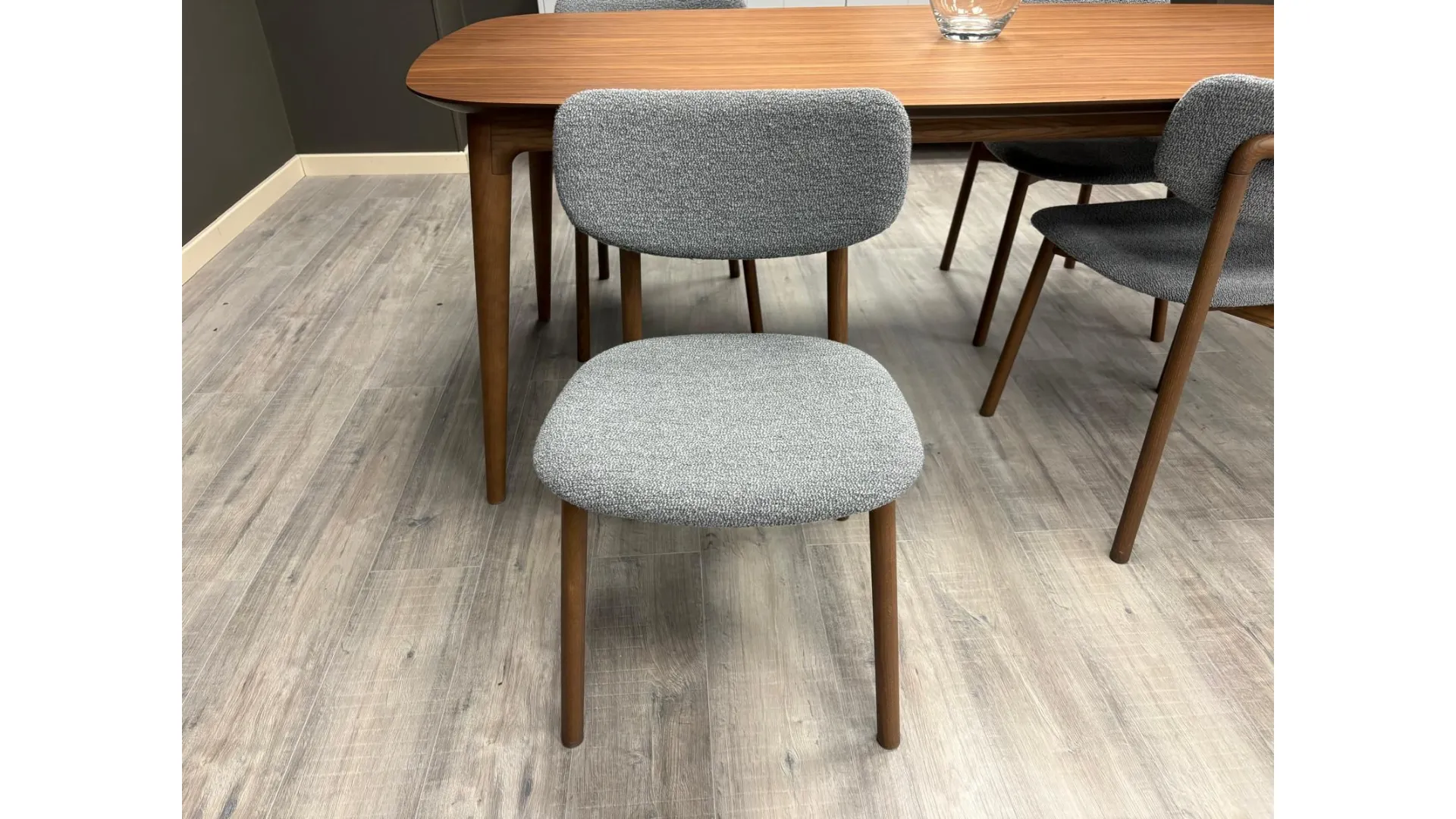 Sedia Twist noce