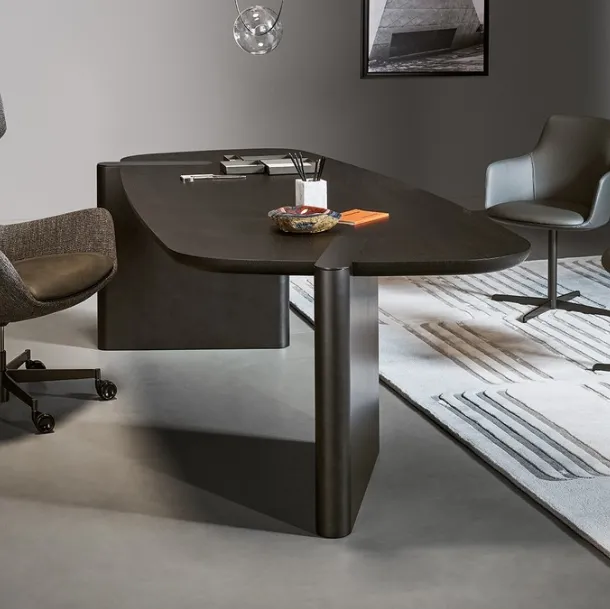 Scrivania Direzionale in legno Flatiron di Bonaldo